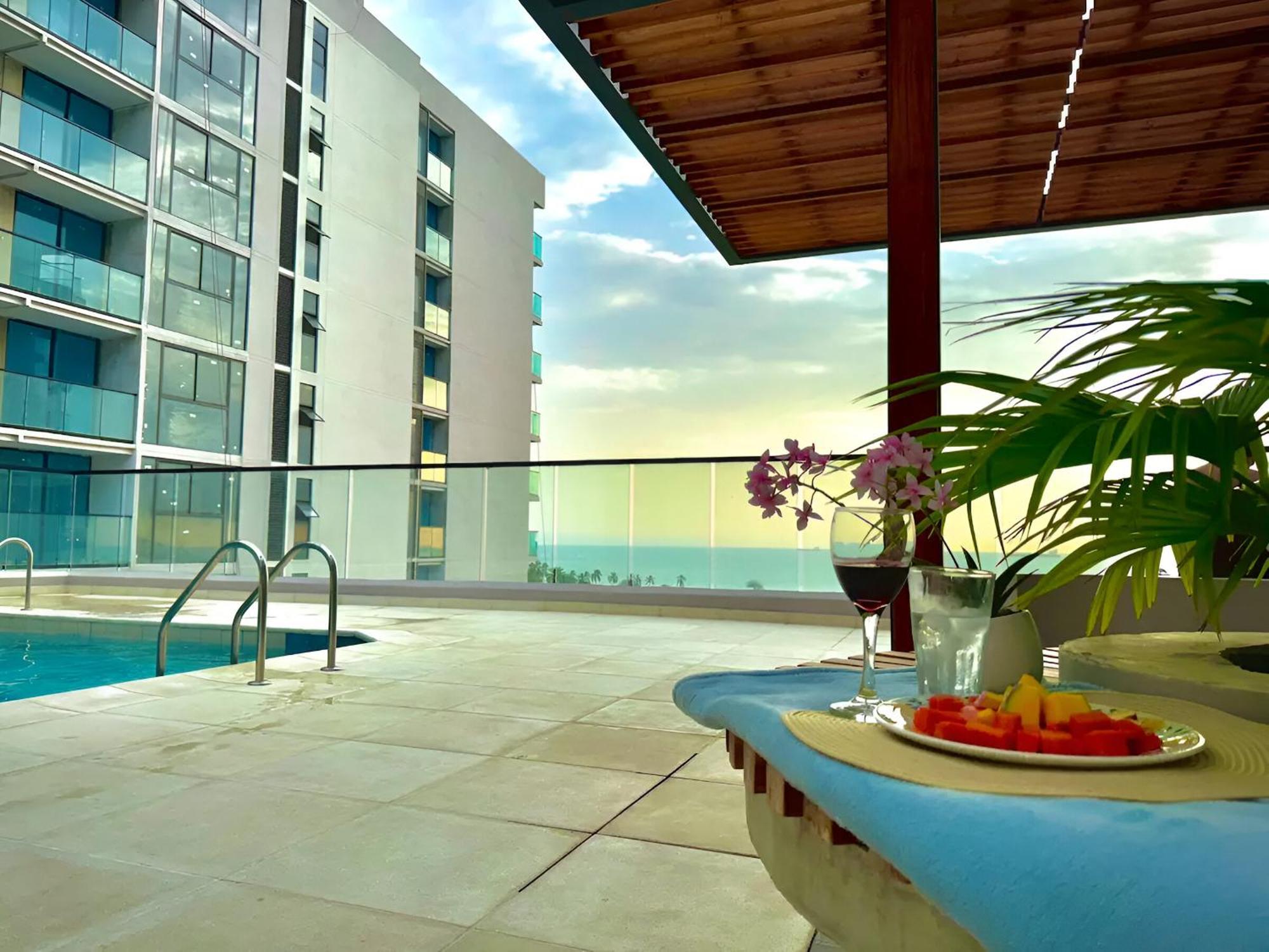 Aparta Oceanview 205 - Pozos Colorados *